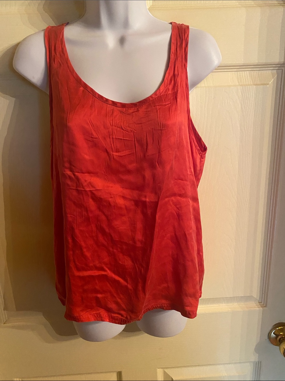 Vintage gold label era Victoria's Secret Red Scoop Neck Tank Top